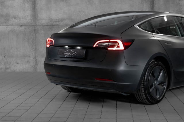 5YJ3E7EA8KF376457 2019 TESLA MODEL 3-5