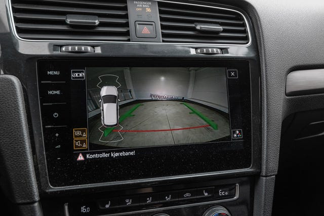 2019 VOLKSWAGEN GOLF - 15