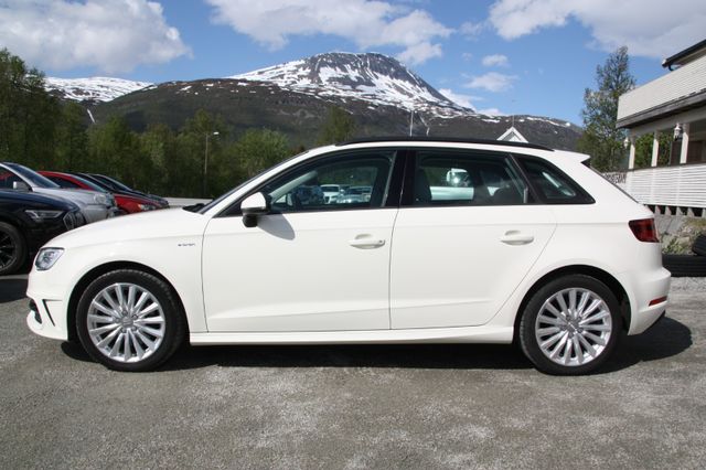 2015 AUDI A3 - 8