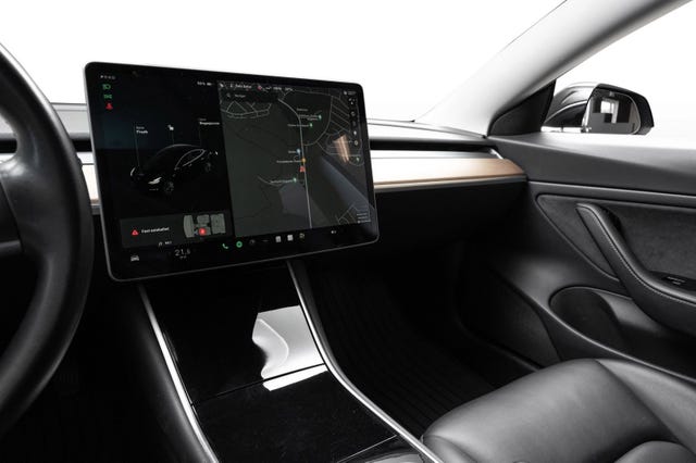 2019 TESLA MODEL 3 - 14