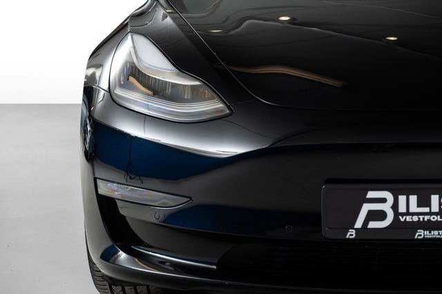 5YJ3E7EB2KF234078 2019 TESLA MODEL 3-5