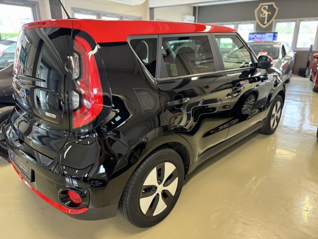 2016 KIA SOUL - 12