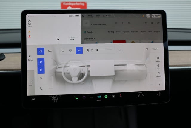 2021 TESLA MODEL 3 - 21