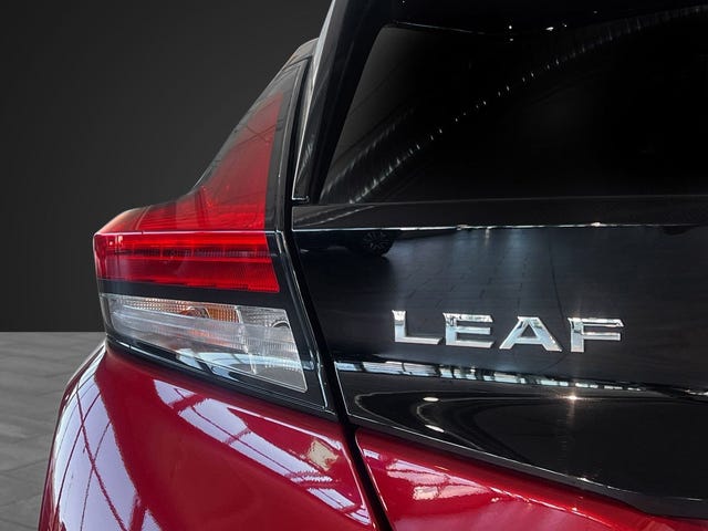 2021 NISSAN LEAF - 7