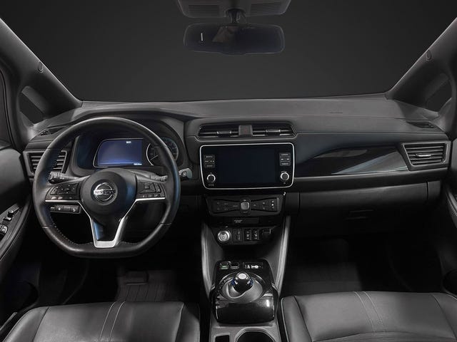 2021 NISSAN LEAF - 10