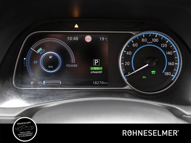 2022 NISSAN LEAF - 11
