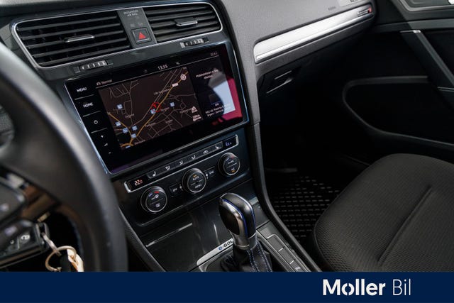 2018 VOLKSWAGEN GOLF - 14