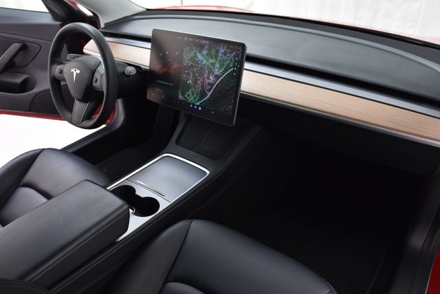 2021 TESLA MODEL 3 - 13