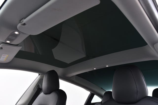 2021 TESLA MODEL 3 - 31