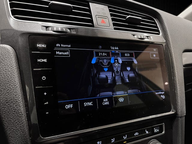 2019 VOLKSWAGEN GOLF - 17