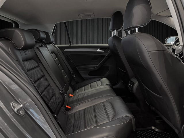 2019 VOLKSWAGEN GOLF - 26