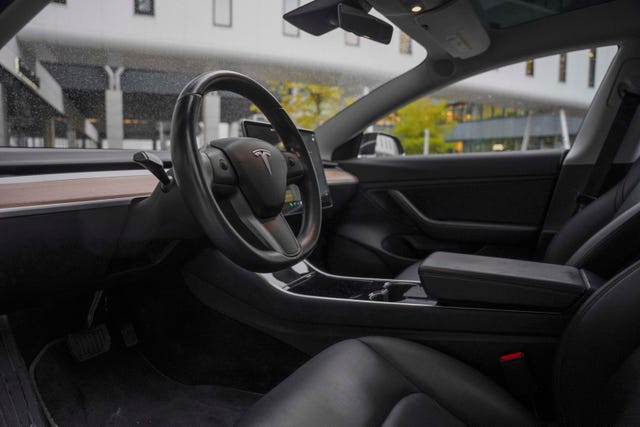 2019 TESLA MODEL 3 - 15