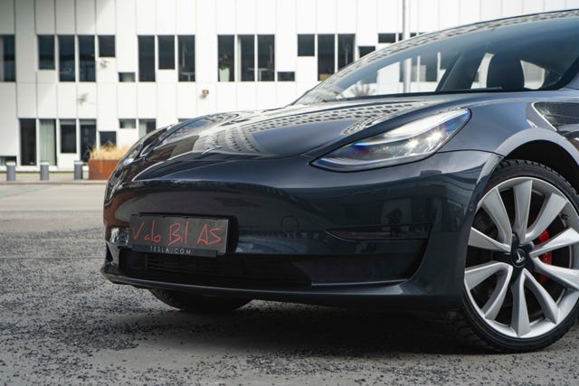 5YJ3E7EBXKF207551 2019 TESLA MODEL 3-1