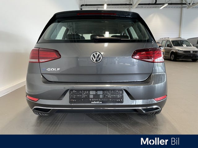 WVWZZZAUZJW900195 2018 VOLKSWAGEN GOLF-4