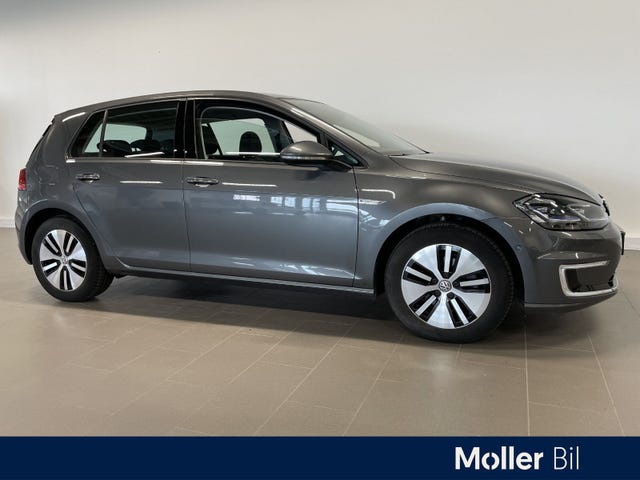 WVWZZZAUZJW900195 2018 VOLKSWAGEN GOLF-0