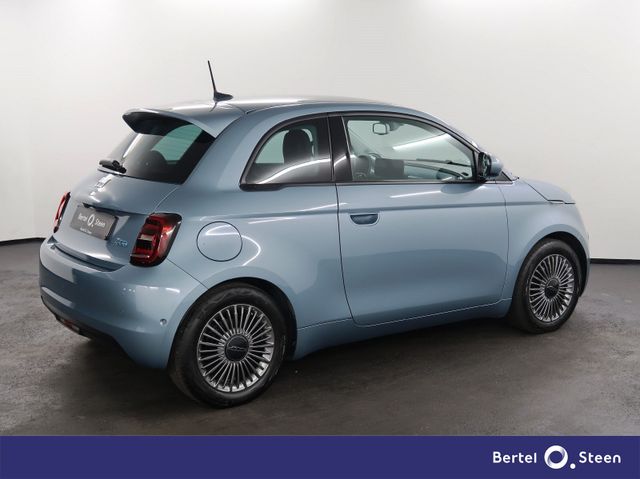 2022 FIAT 500 - 9