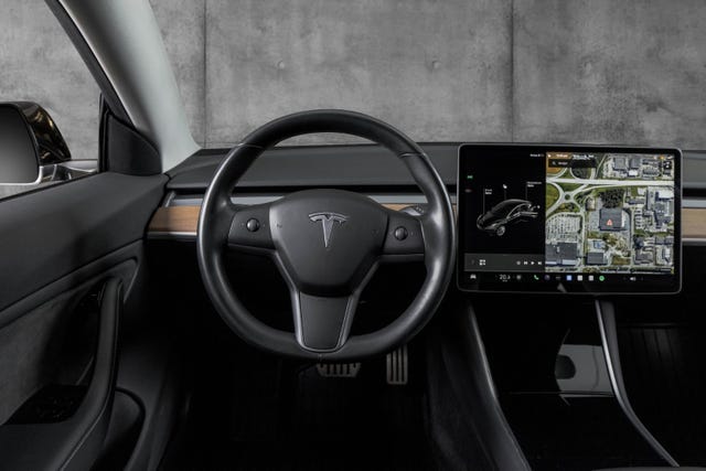 2019 TESLA MODEL 3 - 11