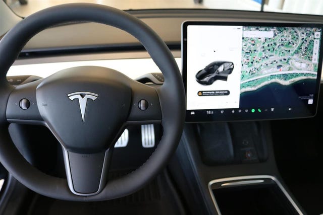 2021 TESLA MODEL 3 - 9
