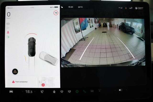 2021 TESLA MODEL 3 - 11