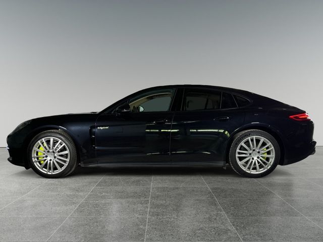 WP0ZZZ97ZJL174176 2018 PORSCHE PANAMERA-1