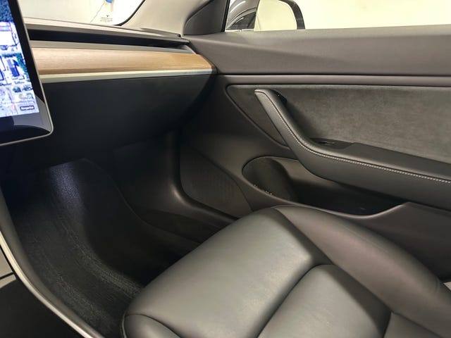 2019 TESLA MODEL 3 - 22