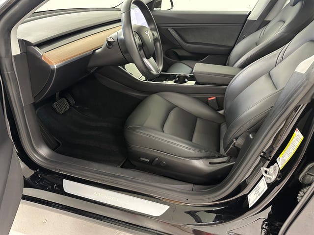 2019 TESLA MODEL 3 - 12