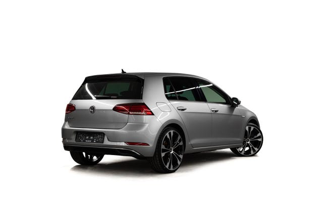 WVWZZZAUZKW900896 2019 VOLKSWAGEN GOLF-1