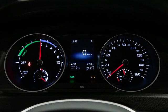 2019 VOLKSWAGEN GOLF - 14