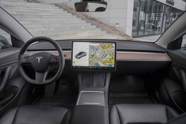 2021 TESLA MODEL 3 - 21