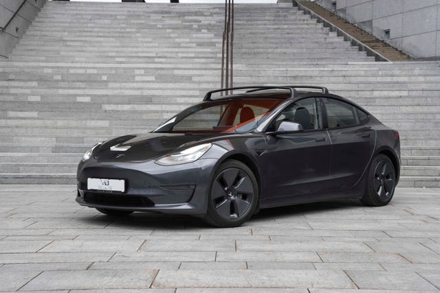 5YJ3E7EB8MF830962 2021 TESLA MODEL 3-1