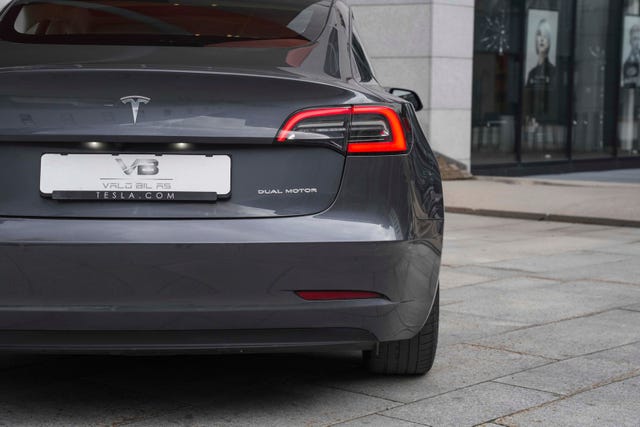 2021 TESLA MODEL 3 - 9