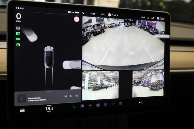 2021 TESLA MODEL 3 - 28