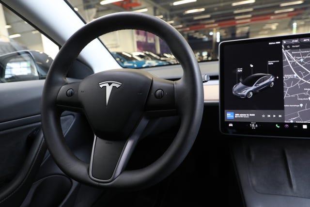 2021 TESLA MODEL 3 - 14
