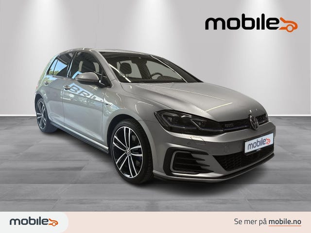 WVWZZZAUZJW805663 2018 VOLKSWAGEN GOLF-0