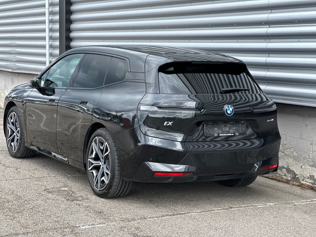 2023 BMW IX XDRIVE 50 - 11