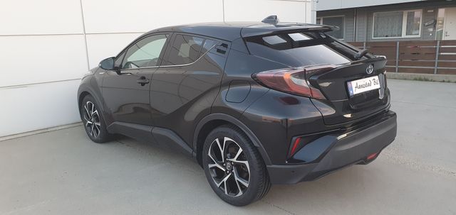 null 2019 TOYOTA C-HR-4