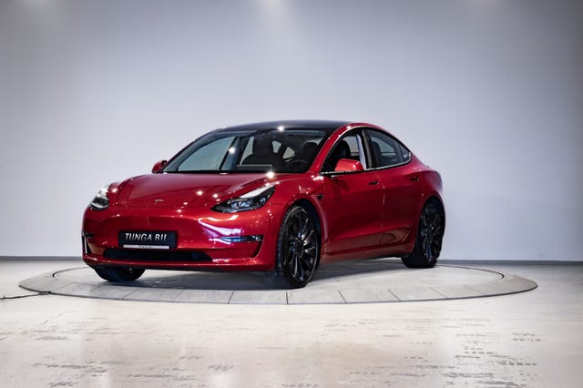 5YJ3E7EC1MF838815 2021 TESLA MODEL 3-1