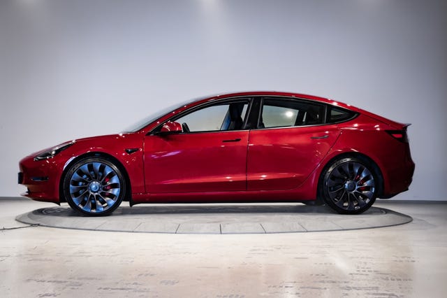 2021 TESLA MODEL 3 - 12