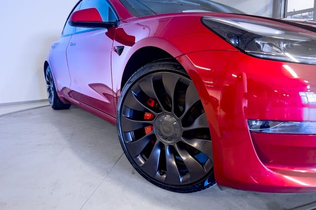 2021 TESLA MODEL 3 - 40