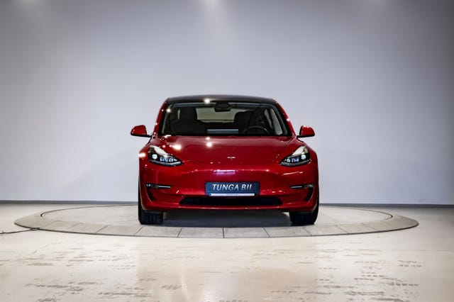 5YJ3E7EC1MF838815 2021 TESLA MODEL 3-2