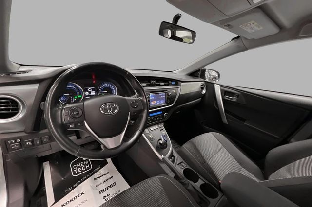 2013 TOYOTA AURIS - 9