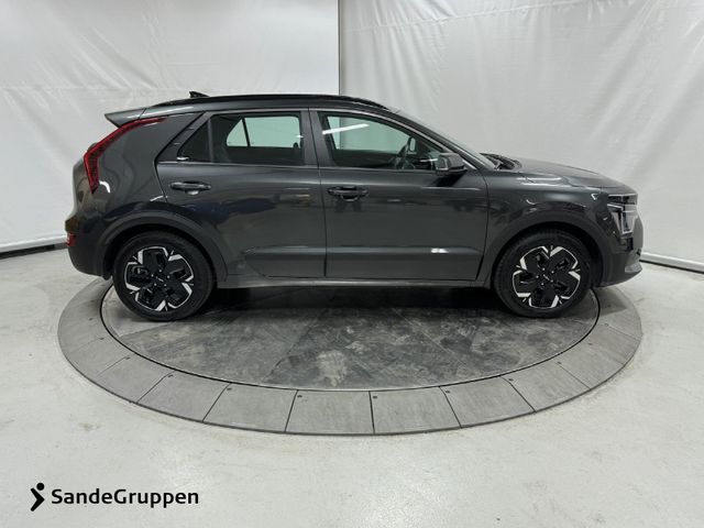 KNACP811FP5011562 2023 KIA NIRO-5