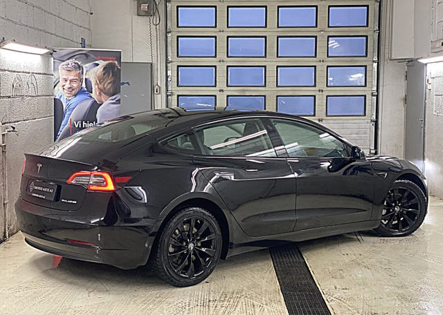 null 2019 TESLA MODEL 3-4