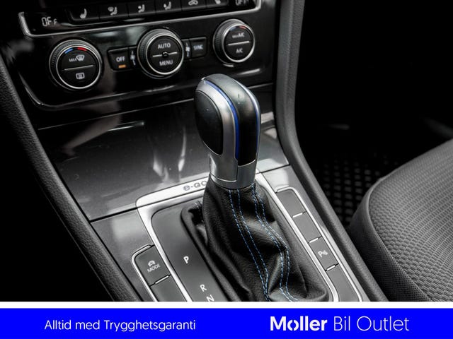 2019 VOLKSWAGEN GOLF - 24