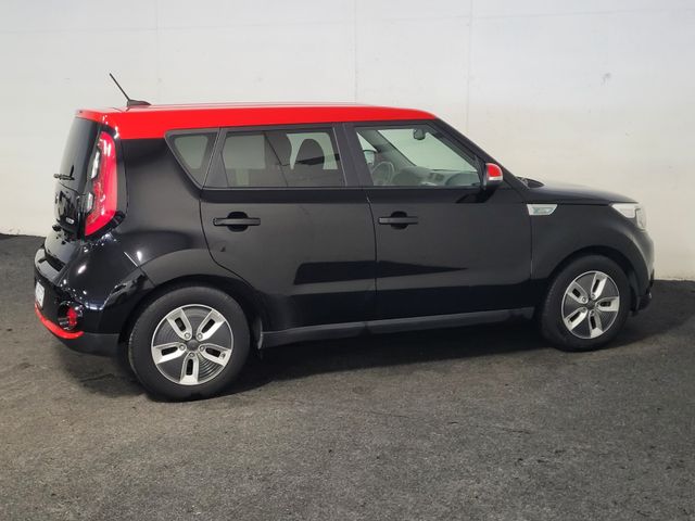 KNAJX81EFK7039490 2019 KIA SOUL-5