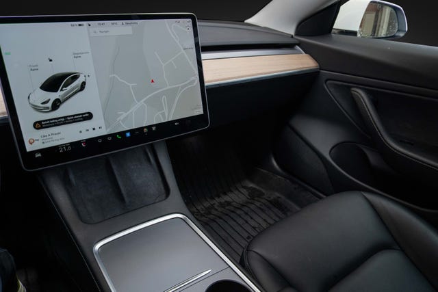 2021 TESLA MODEL 3 - 18