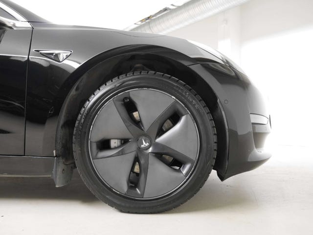 2019 TESLA MODEL 3 - 40