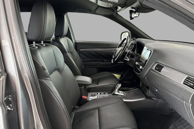 2020 MITSUBISHI OUTLANDER - 14