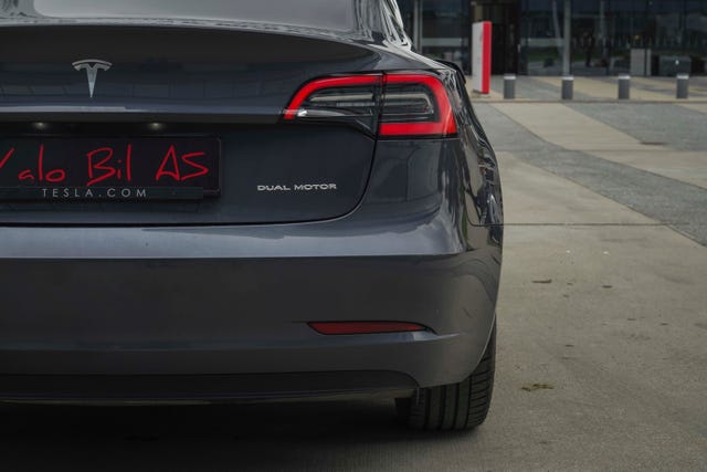 2021 TESLA MODEL 3 - 15