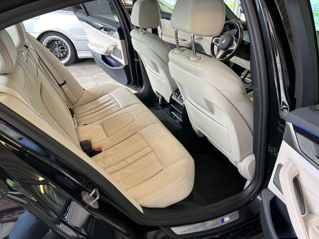 2019 BMW 5-SERIE - 27